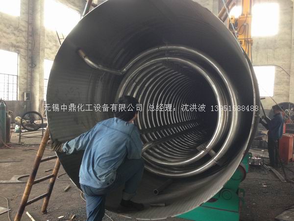 不銹鋼盤管加熱儲罐 外盤管加熱儲罐 內(nèi)盤管加熱儲罐
