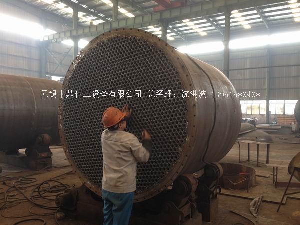 700㎡列管式換熱器(大型冷凝器)